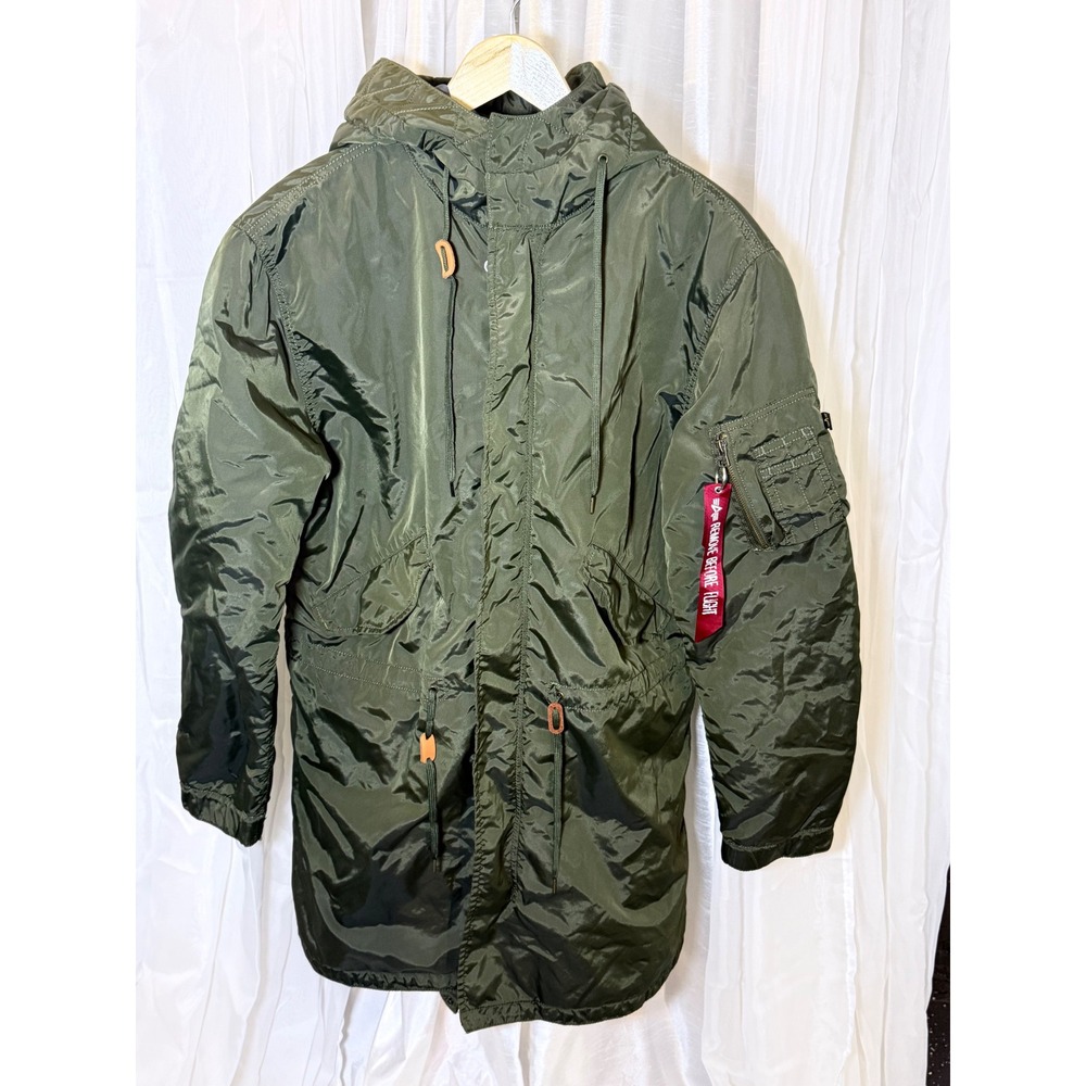 Alpha Industries M-59 Fishtail Parka Mens Medium Sage Green Flight Nylon Jacket